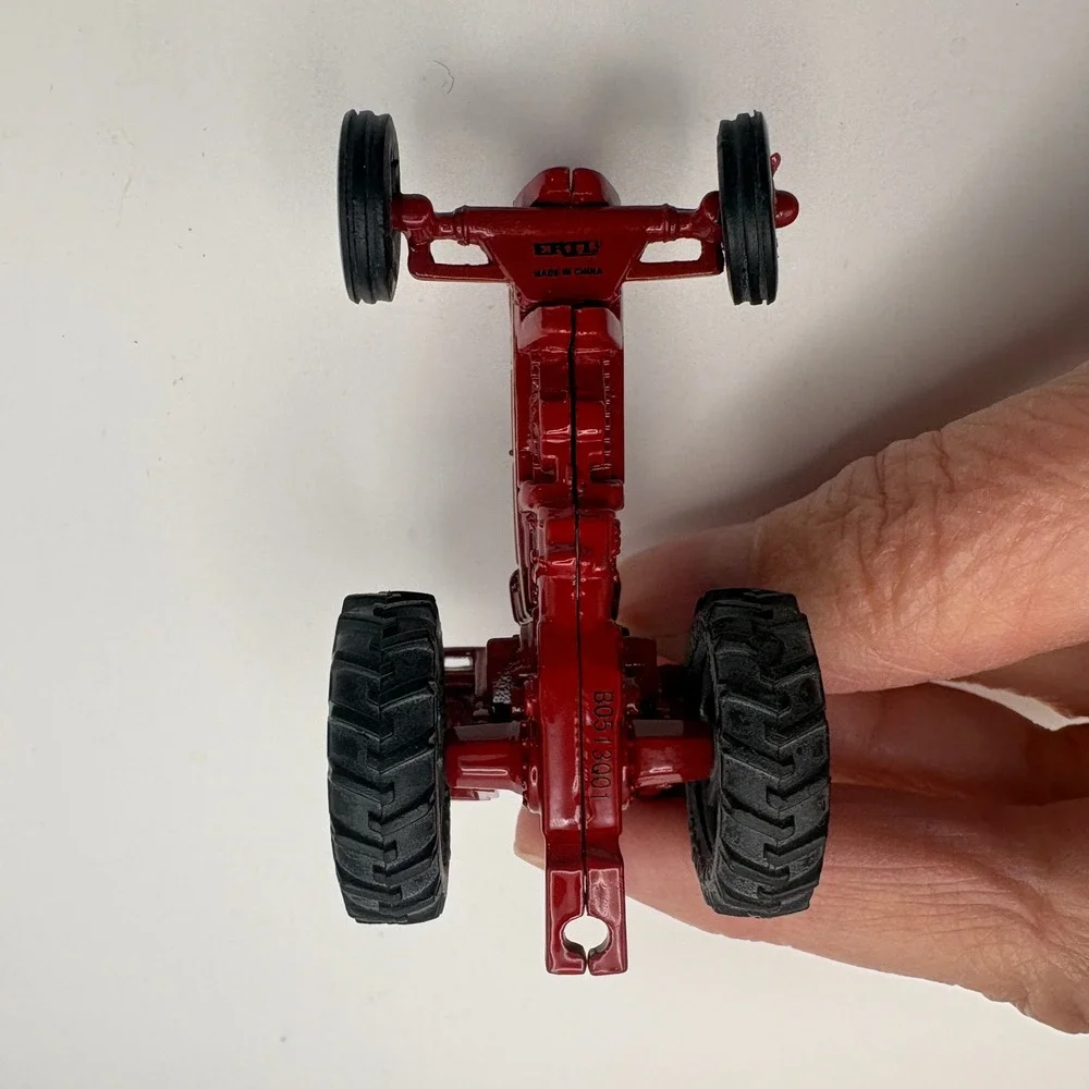 Ertl 1/64 Case International Harvester‎ Farm Toy Set Combine Tractor Loader Red